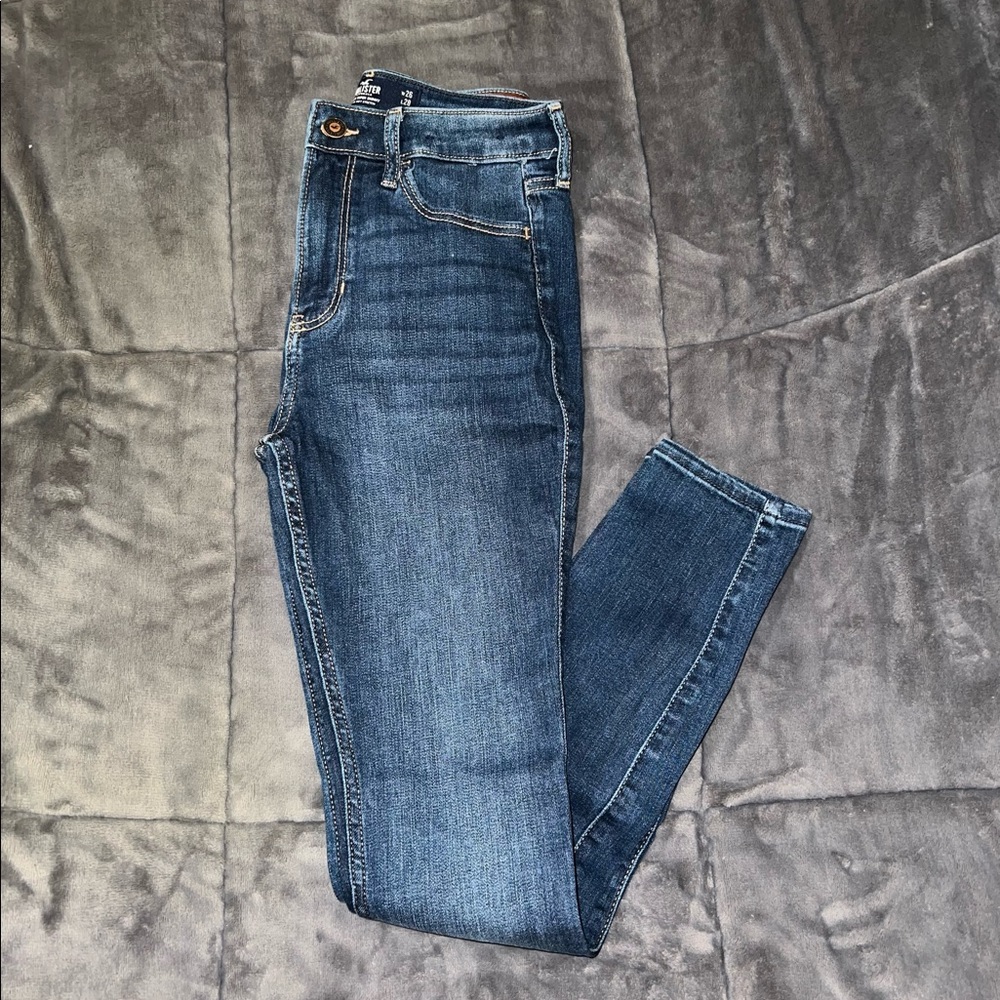 Hollister Jeans.